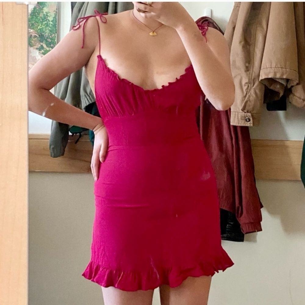 reformation red mini dress frilled hem ruched back Size 6